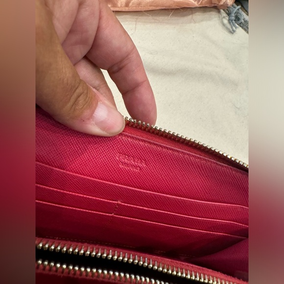 PRADA TESSUTO LEATHER WALLET - Picture 9 of 10
